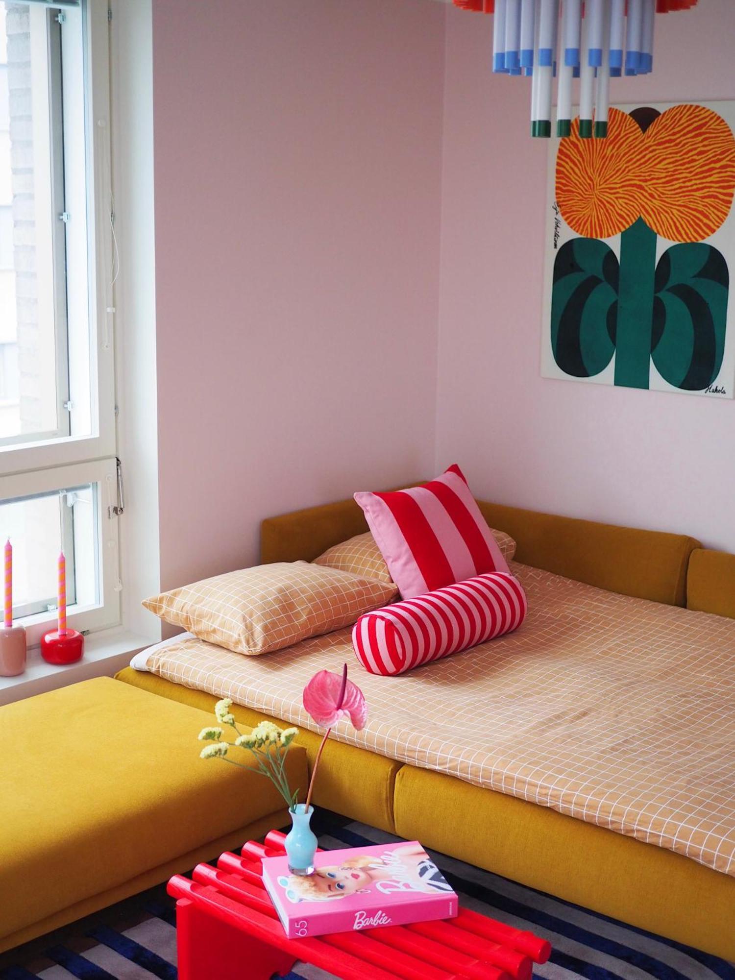 Candy-Colored Two-Room Condo With Sweet Views هلسنكي المظهر الخارجي الصورة